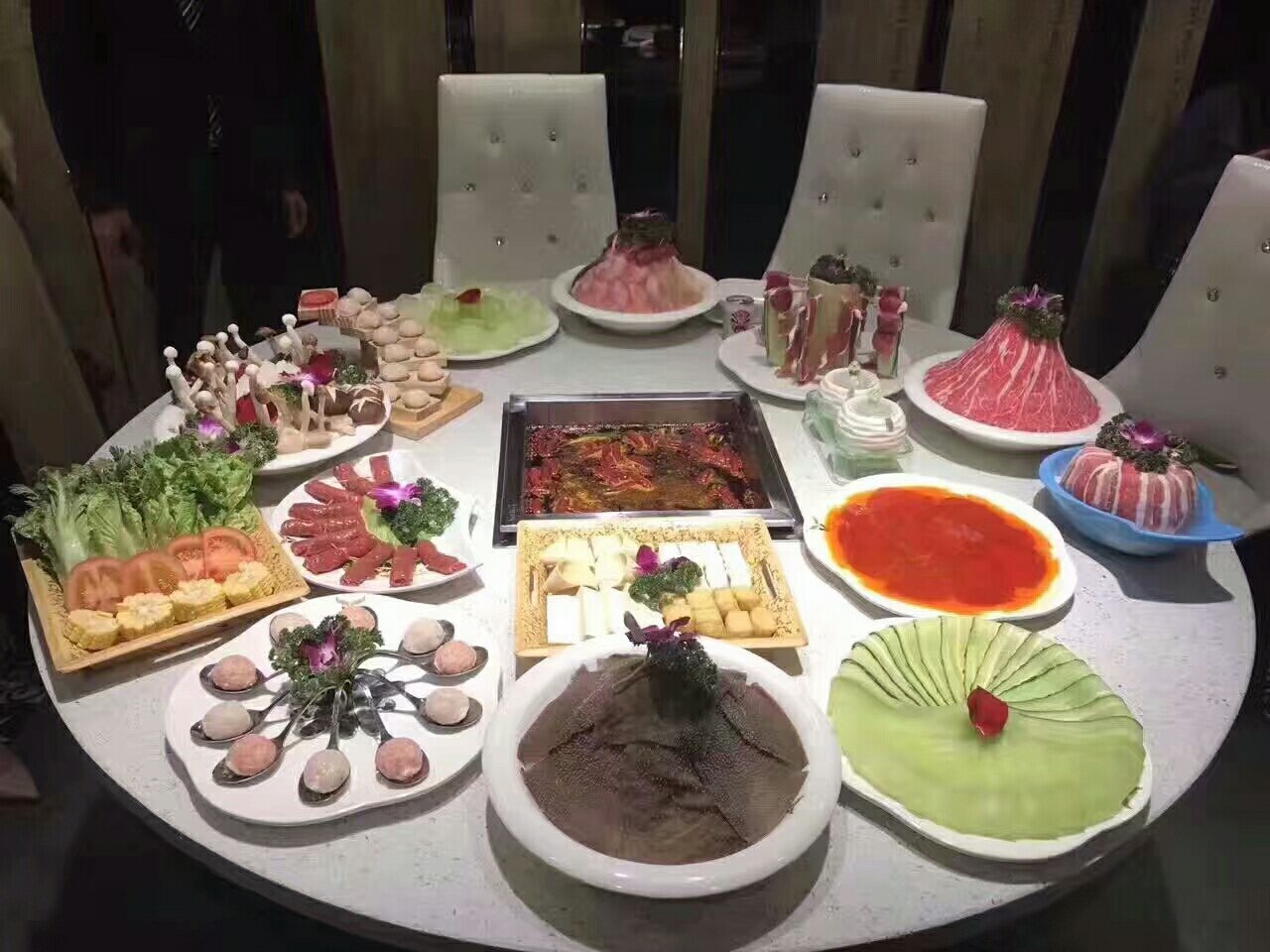 厦门俏滋餐饮管理服务 品质与创新的领航者